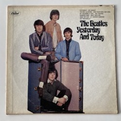 Beatles - Yesterday and Today T 2553