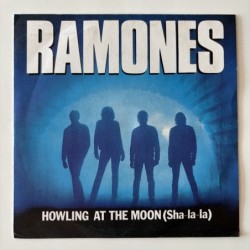 Ramones - Howling at the Moon A-107.136
