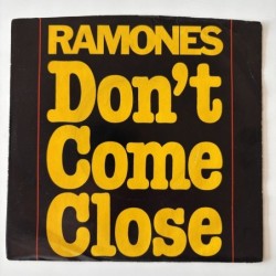 Ramones - Don’t come close SRE 1025