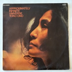 Yoko Ono - Approximately Infinite Universe 2 C 162-94221/2