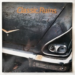 Classic Ruins - Lassie Eats Chickens Bisque-12